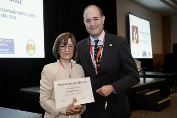 Dra. AMANDA CONTRERAS OBTIENE EL PREMIO PROF. JULIO SCHWARZENBERG DE LA SOCIEDAD CHILENA DE PEDIATRÍA - Wapi Chilwe