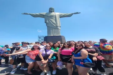 ESTUDIANTES DE QUEILEN  VIAJARON A BRASIL - Wapi Chilwe