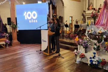 VILLA QUINCHAO INAUGURA PROYECTO DE NORMALIZACIÓN ELÉCTRICA DE SU HISTÓRICA IGLESIA NUESTRA SEÑORA DE GRACIA - Wapi Chilwe